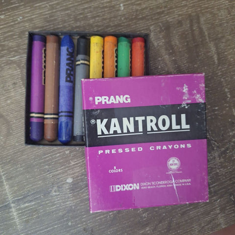 Prang Kant Roll Crayons Pressed Vintage USA 8 Colors 9378 Flat Side Box Set