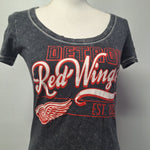 NHL Detroit Red Wings Tee Shirt Gray Womans Small Hockey Michigan Fan Round Neck