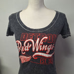 NHL Detroit Red Wings Tee Shirt Gray Womans Small Hockey Michigan Fan Round Neck