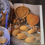Betty Crocker Ultimate Cookie Book 1992 Vintage Hardcover Family Bake Christmas