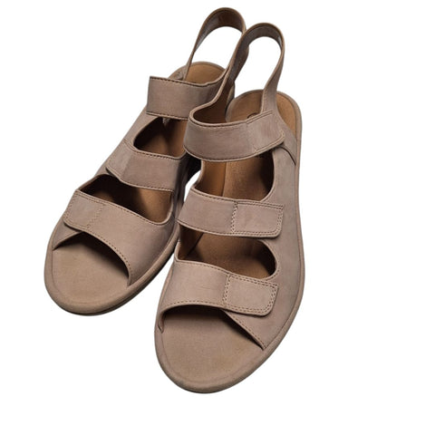 Clarks Soft Cushion Sandal Wedge Shoes Adjustable Straps Womens 9 Wide Beige
