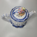 Avon Teapot Country Cat Blue White Vtg Basket Floral Cottagecore Countrycore