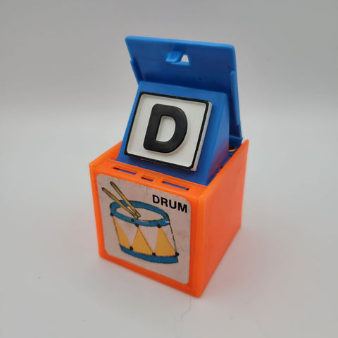 1972 Mattel Alphabet Pop Up Block Toy Plastic Vintage Letter Dog Learn School