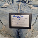 Celebrity Pink Rebel Distressed Denim Light Wash Shorts Womens 7/28 Raw Hem