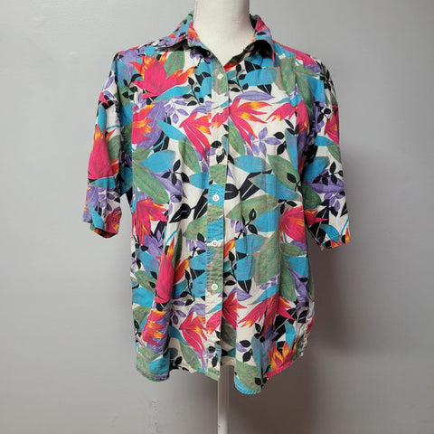 Woolrich Woman Floral Shirt Button Down Medium Vibtage Collared Short Sleeve