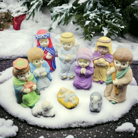 Vtg Ceramic Nativity Set 10 Pieces Angel Baby Jesus Lambs