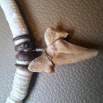 Shell Shark Tooth Necklace Brown Wood Beads Lobster Clasp Y2K Surfer 16 Inch