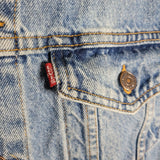 Levi's Jean Jacket Retro 90s Denim Size Medium Buttons Pockets